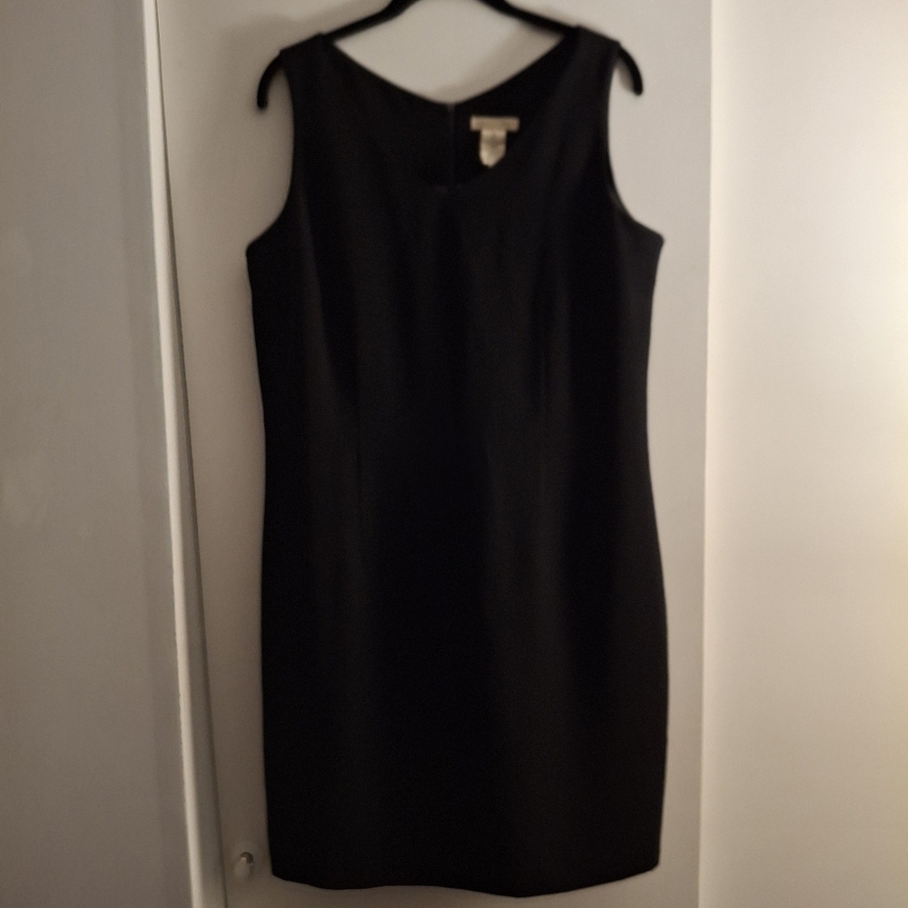Apostophe Women's Elegant Black Sleeveless Dress